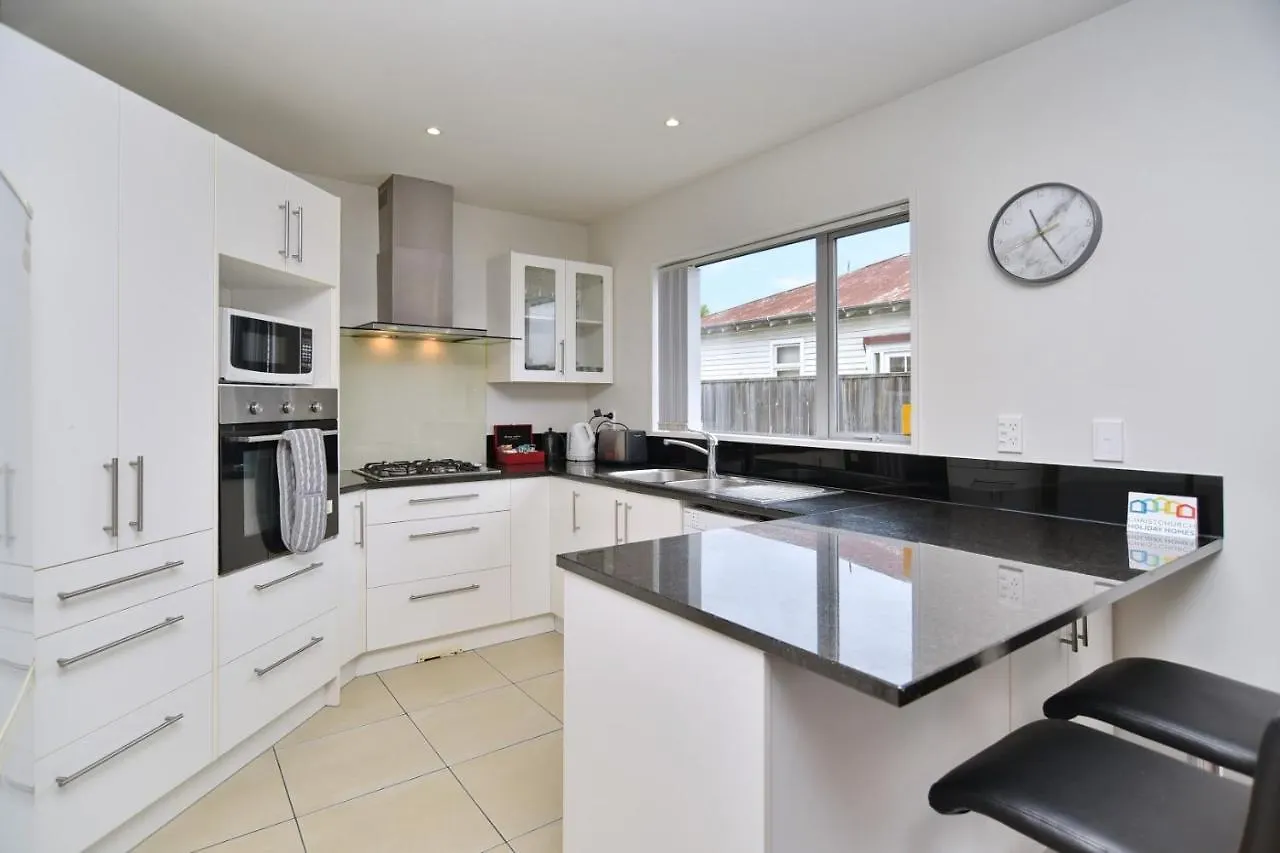 Regents 94 - Christchurch Holiday Homes New Zealand