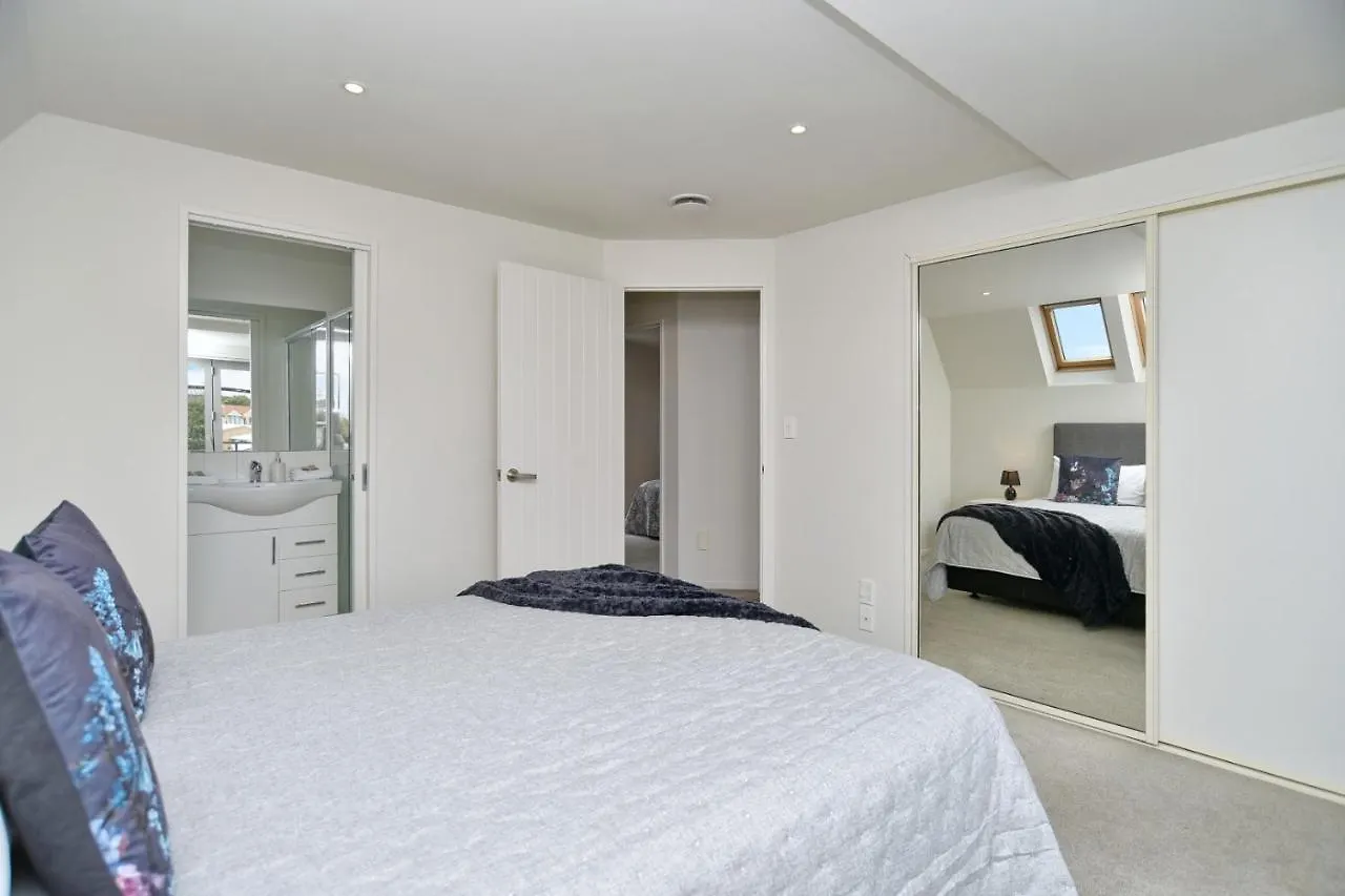 Regents 94 - Christchurch Holiday Homes
