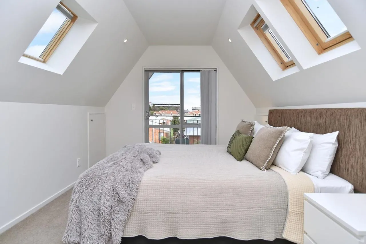 Regents 94 - Christchurch Holiday Homes