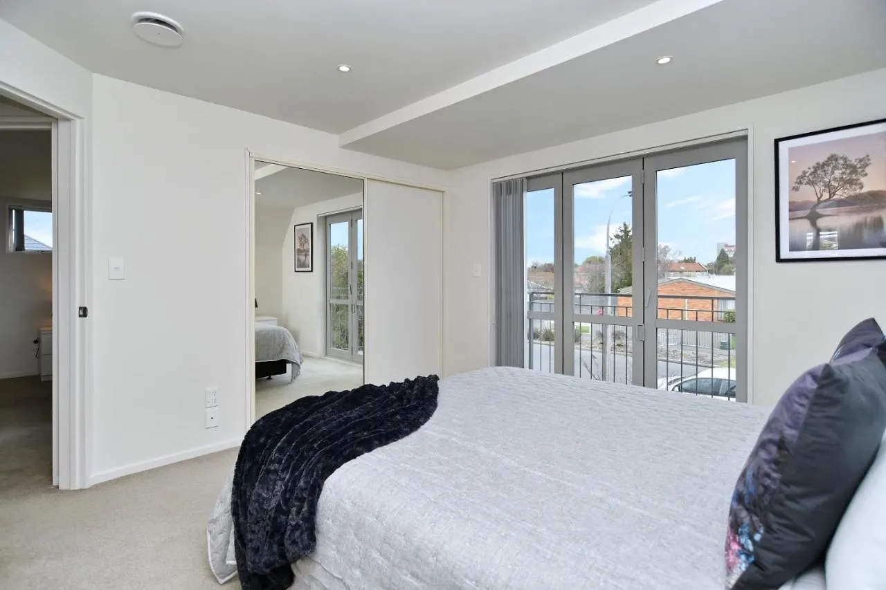 Regents 94 - Christchurch Holiday Homes