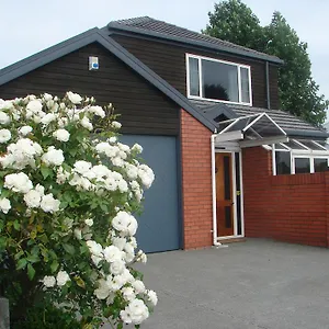 Bed & Breakfast Aroha Riccarton, Christchurch